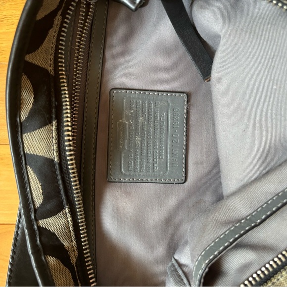 Coach Black and Gray Signature Shoulder Bag - Picture 5 of 7